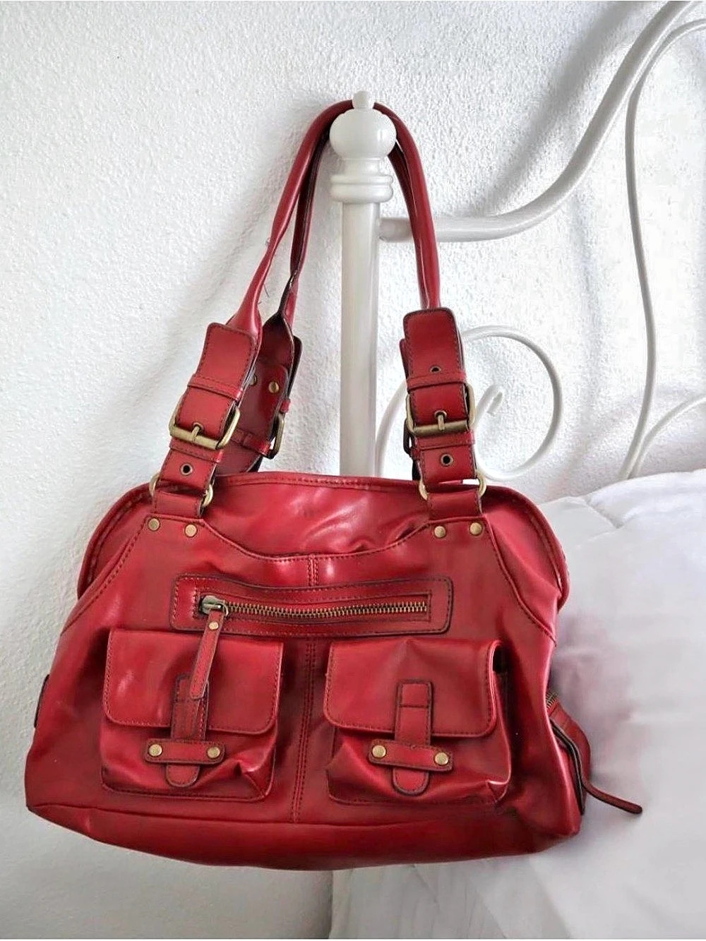 Aldo Shoulder Bag in Red